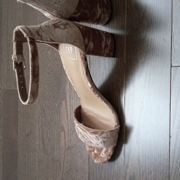 Taupe Gap Block Heels - Picture 2 of 4